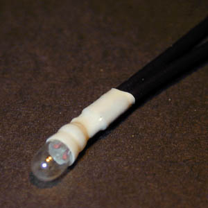 Globes: sub-miniature, clear bulb. Pk/100  (TS0172)