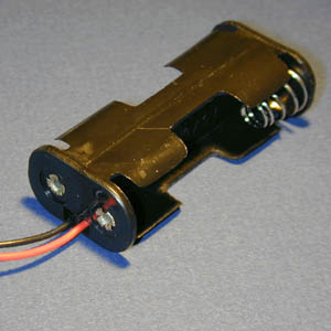 Battery holder: AA x 2  with short leads. Pk/10  (TS0246)