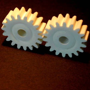 Gear 18 tooth x 19.75 mm diameter. Pk/20  (TS0472)